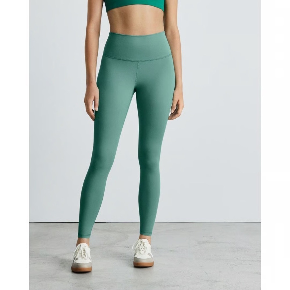 NWT Everlane The Perform High Rise Ankle Leggings XS Soft Green